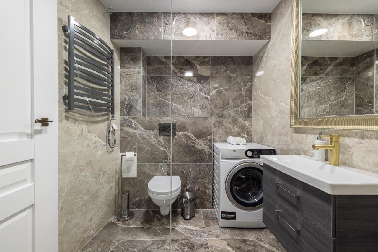 Dharma Stay Apartamentai Su Terasa Ir Vaizdu I Miesta Тельше Екстер'єр фото