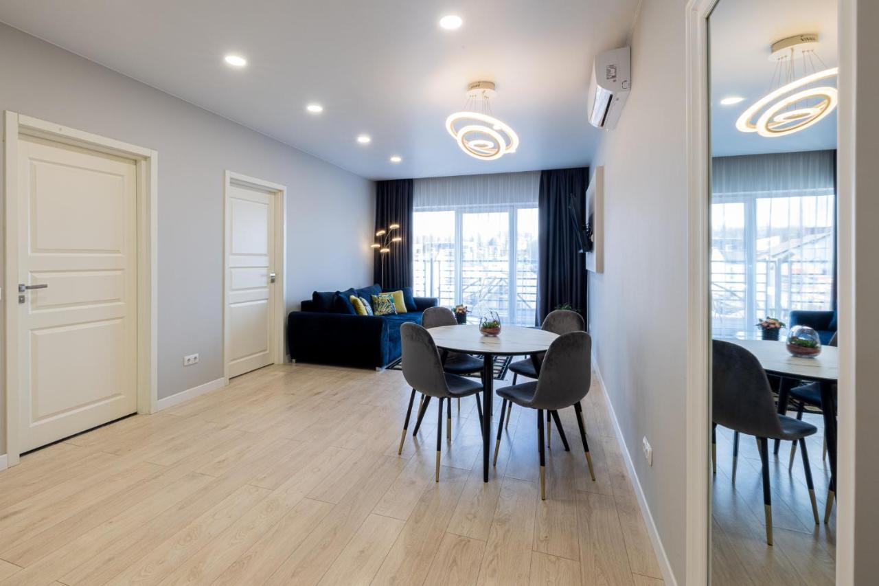 Dharma Stay Apartamentai Su Terasa Ir Vaizdu I Miesta Тельше Екстер'єр фото