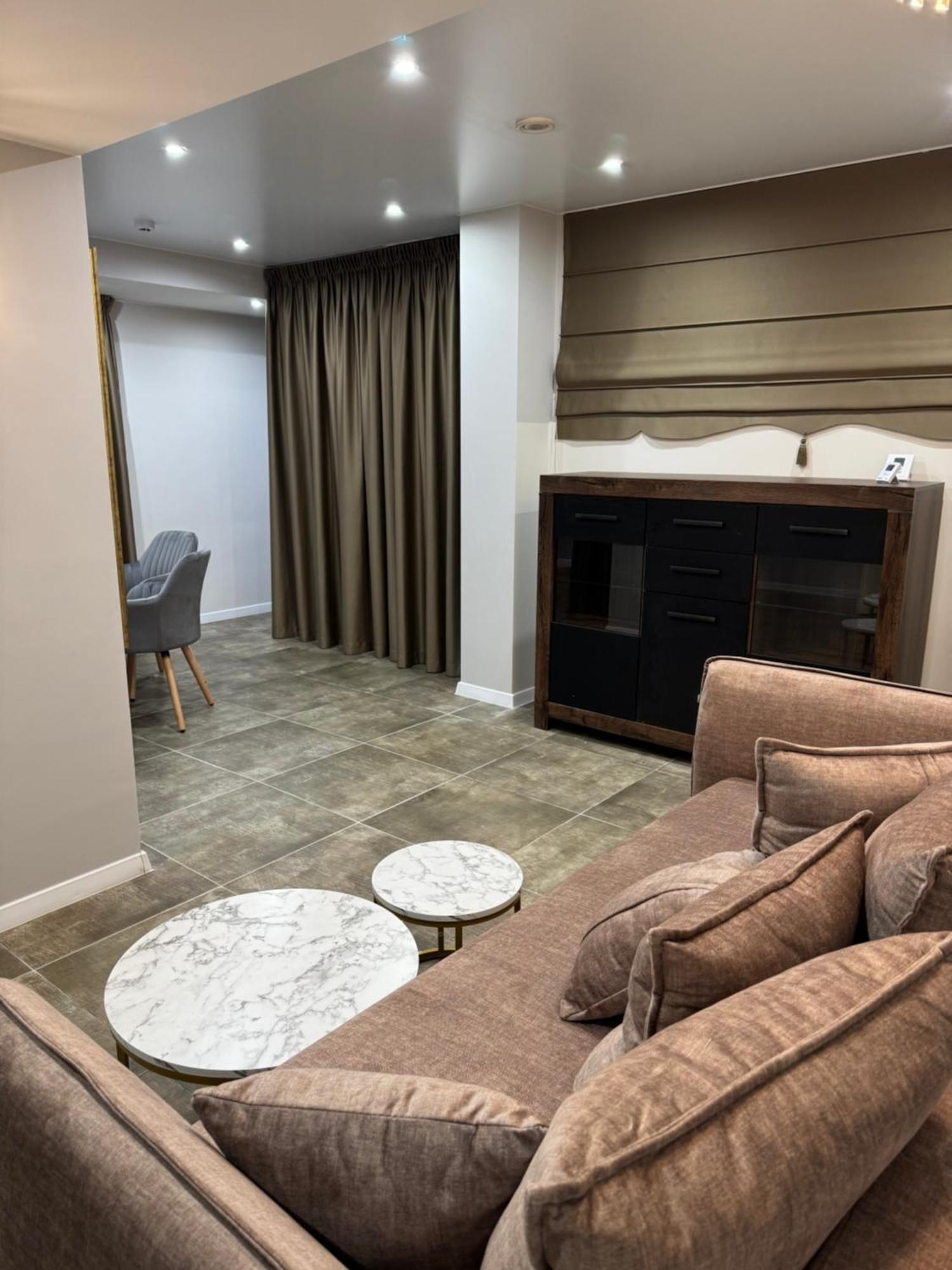 Dharma Stay Apartamentai Su Terasa Ir Vaizdu I Miesta Тельше Екстер'єр фото