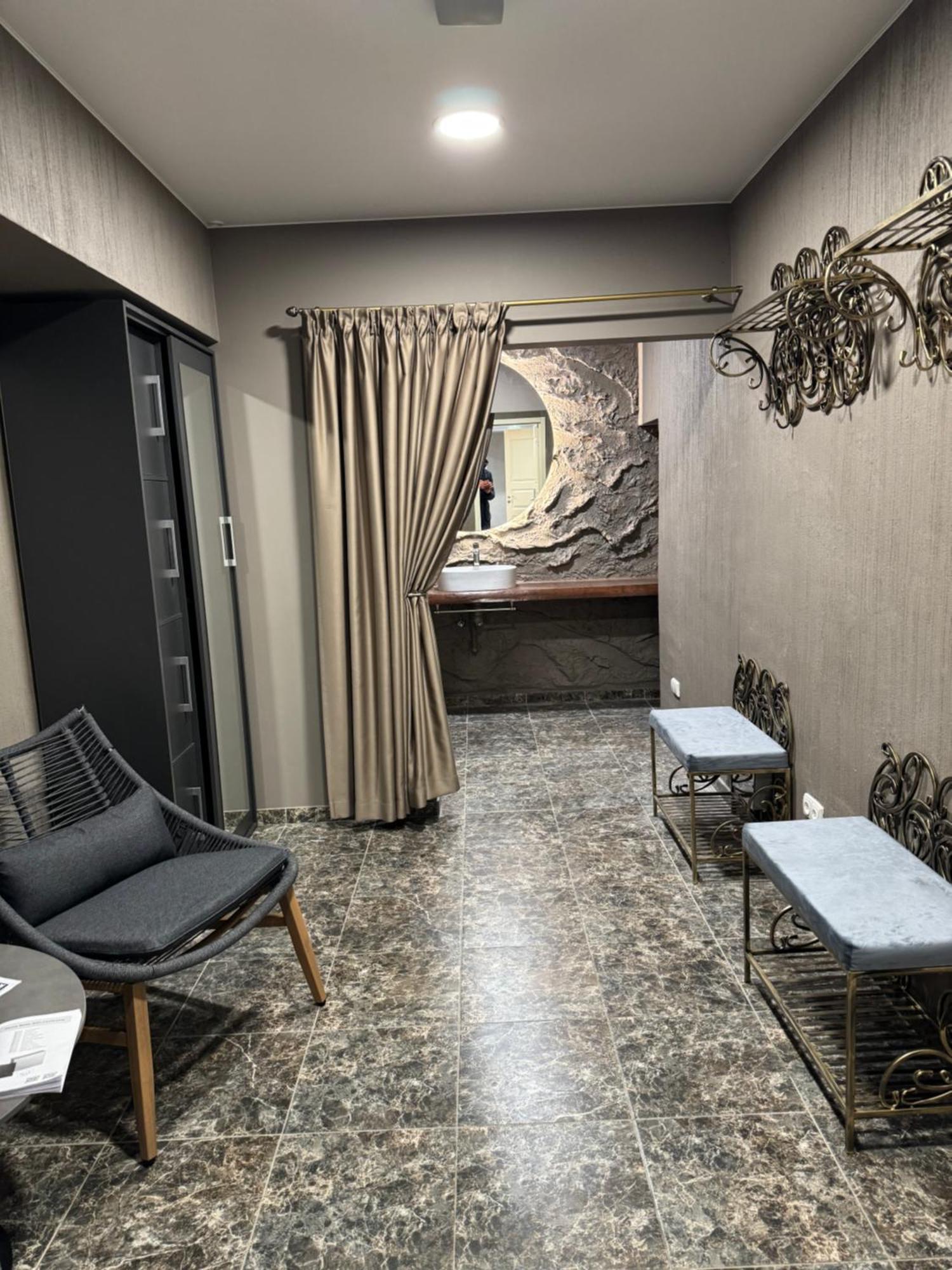 Dharma Stay Apartamentai Su Terasa Ir Vaizdu I Miesta Тельше Екстер'єр фото
