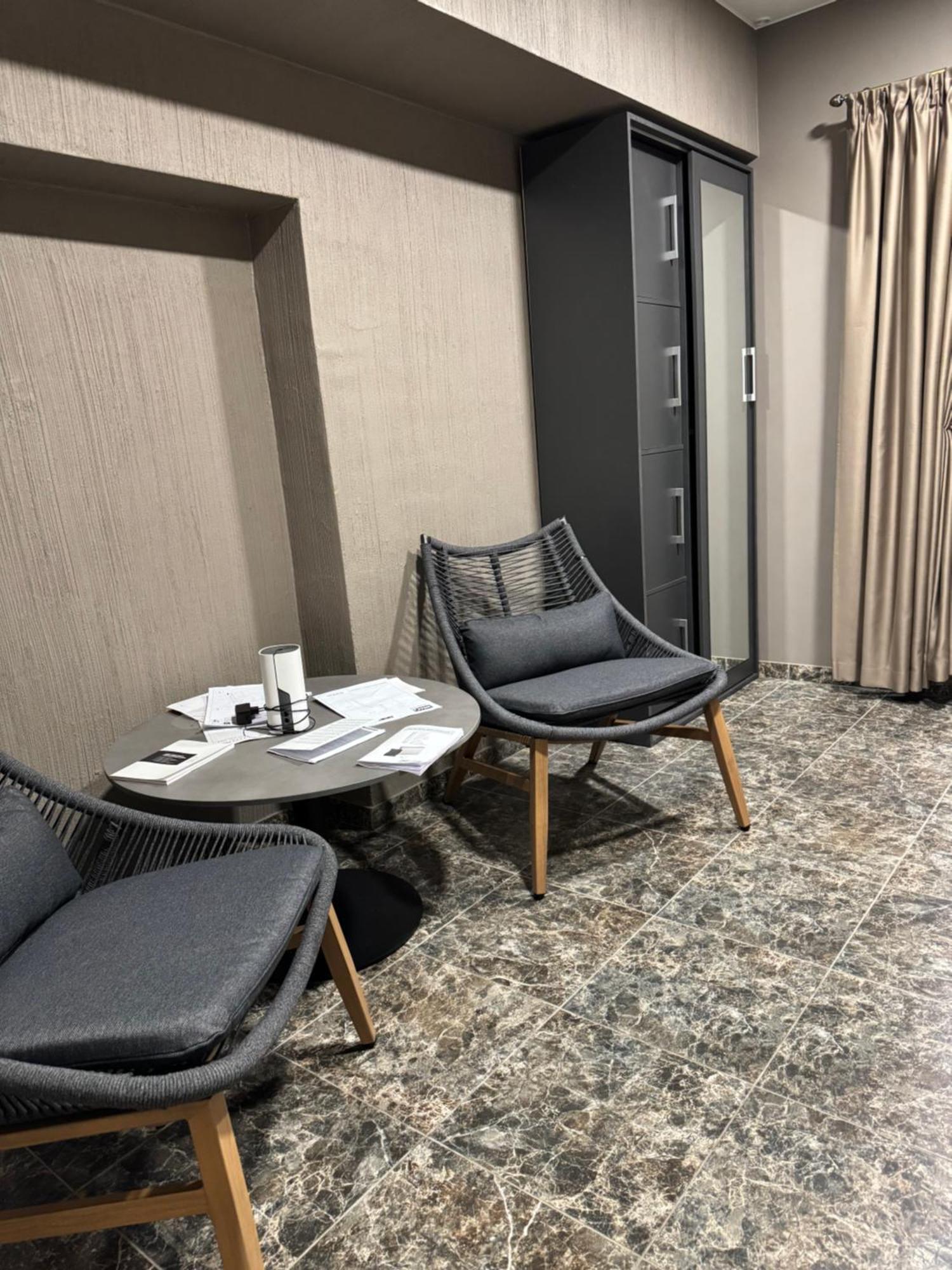 Dharma Stay Apartamentai Su Terasa Ir Vaizdu I Miesta Тельше Екстер'єр фото
